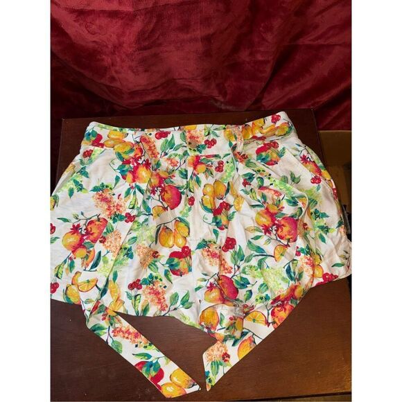 Plus size Lauren Conrad belted dressy shorts size xxl - Picture 1 of 4